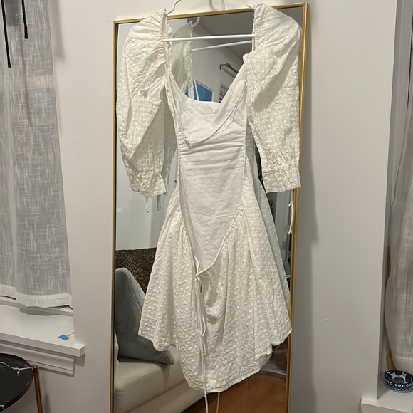 Are You Am I Faena White Eyelet Dress - Picture 4 of 5